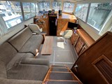 Aquastar 33- saloon